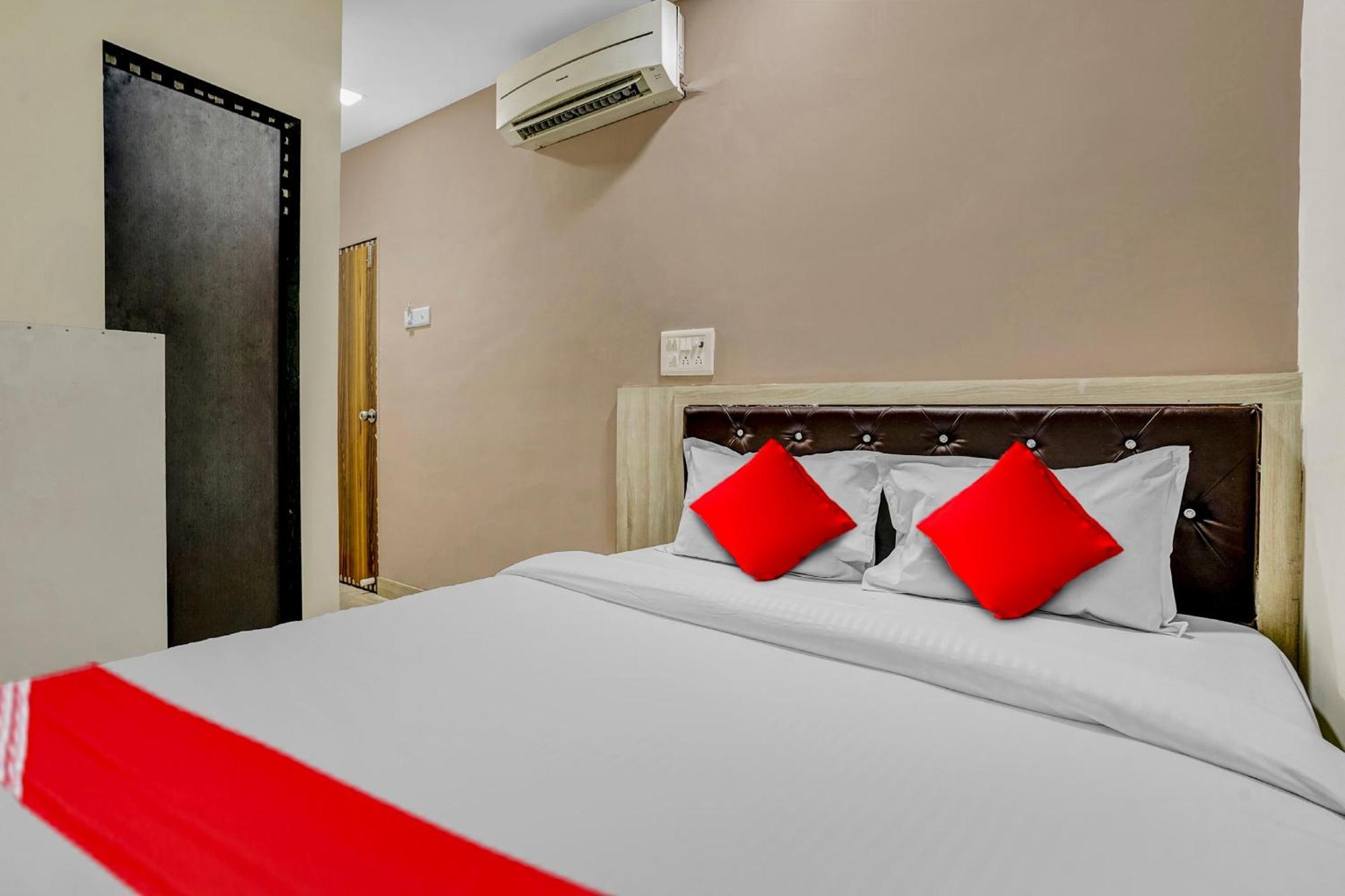 Hotel O Relax Palace Мумбаї Екстер'єр фото