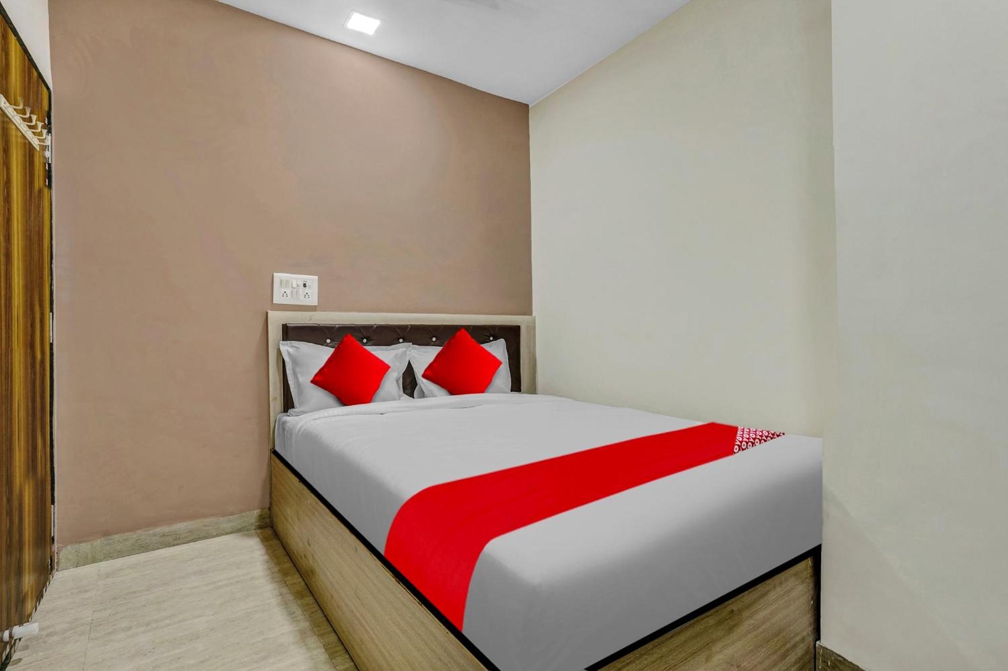 Hotel O Relax Palace Мумбаї Екстер'єр фото